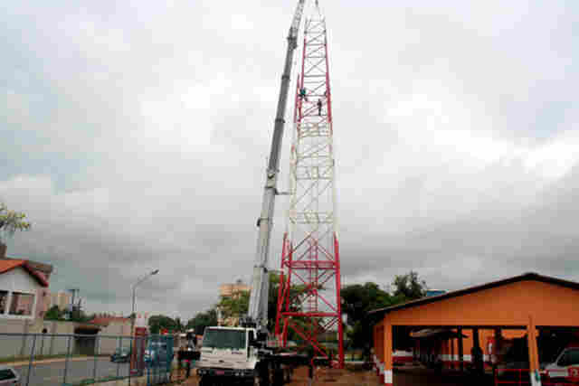 Primeira torre para a internet grátis fica pronta neste mês