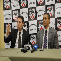 SUPOSTO ASSASSINO DE ADELINO RAMOS CHEGOU A DELEGACIA COM ADVOGADO