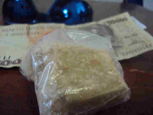 Adolescente de 15 anos é flagrado com droga  na Capital