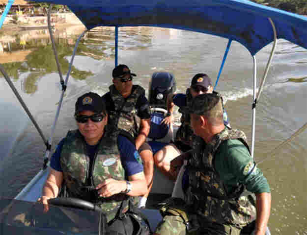 Patrulhamento fluvial em Candeias é intensificado