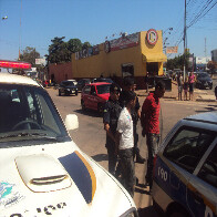 Dupla é presa com moto roubada na Capital