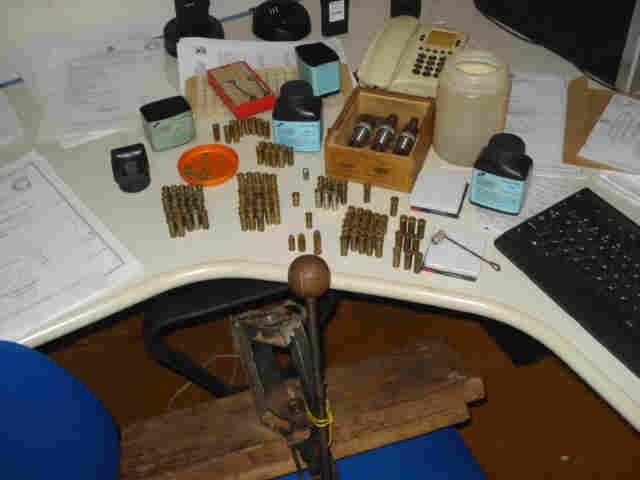 Militar da reserva preso com máquina de recarga de munições