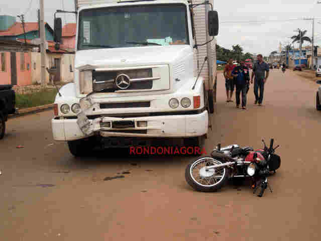 Vítima de acidente na Capital morreu no João Paulo II: foto e vídeo