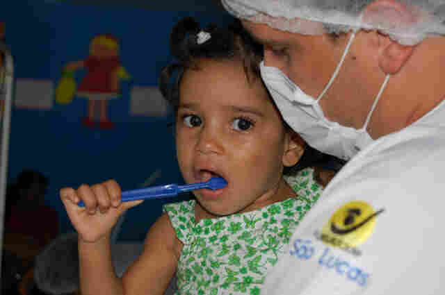 Projeto São Lucas Solidário realiza atendimento em Candeias do Jamari