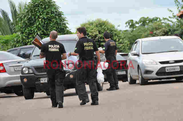 OPERAÇÃO DA PF APREENDEU R$ 219 MIL E 7 ARMAS DE GROSSO CALIBRE