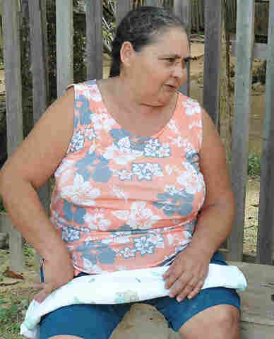 PREFEITURA ABANDONA MORADORES ÀS ESCURAS E EM RUAS ALAGADAS