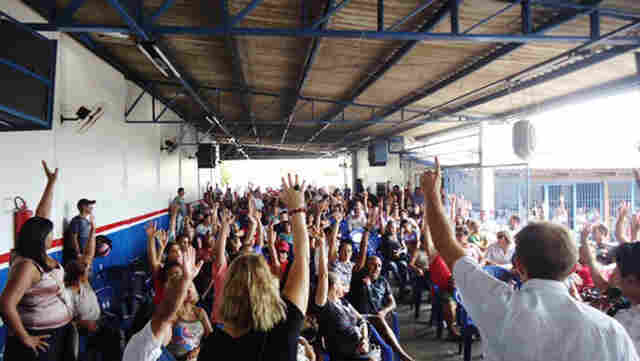 Governo tem até dia 9 para evitar greve geral na educação