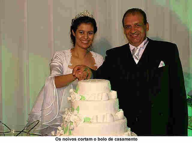 ESPOSA DE NILTON CAPIXABA FOI NOMEADA POR VALTER ARAÚJO E RECEBE R$ 8.800 POR MÊS DA ASSEMBLÉIA; SERVIDORES NUNCA OUVIRAM FALAR DELA