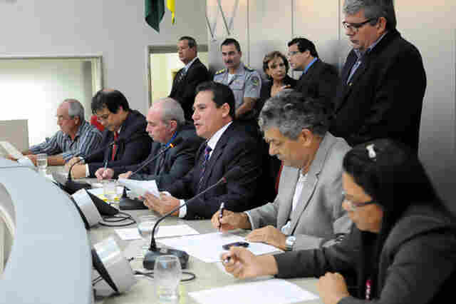 Assembleia articula ajuda para acabar com sofrimento de agricultores de Buritis