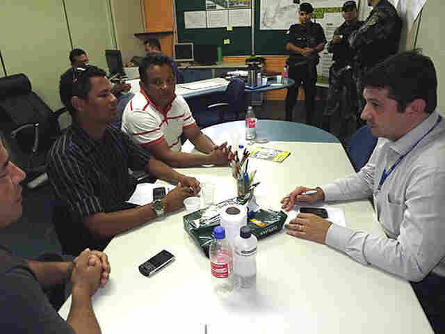 Comissão e representantes do Estado e prefeitura chegam a acordo para liberar Estrada do Belmont