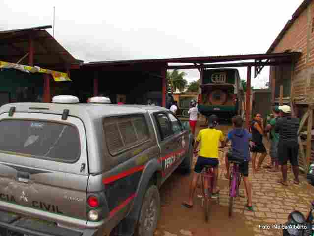 ÔNIBUS MATA DOIS E FERE UM GRAVEMENTE NA RODOVIÁRIA DE CUJUBIM