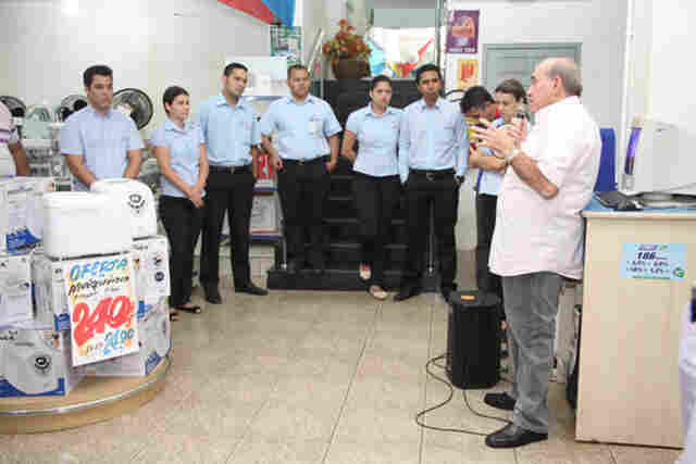 Mario Português diz que faz campanha sem promessas nem ataques a adversários