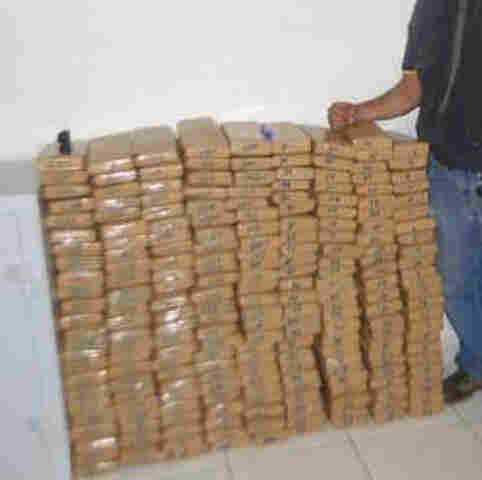 Polícia Civil de Ouro Preto apreende mais de 300 kg de entorpecente e prende acusados