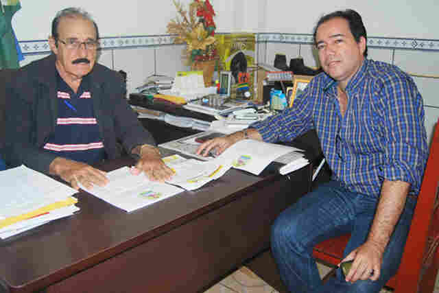 Candidato a vereador, Mauro Roberto recebe apoio de aposentados