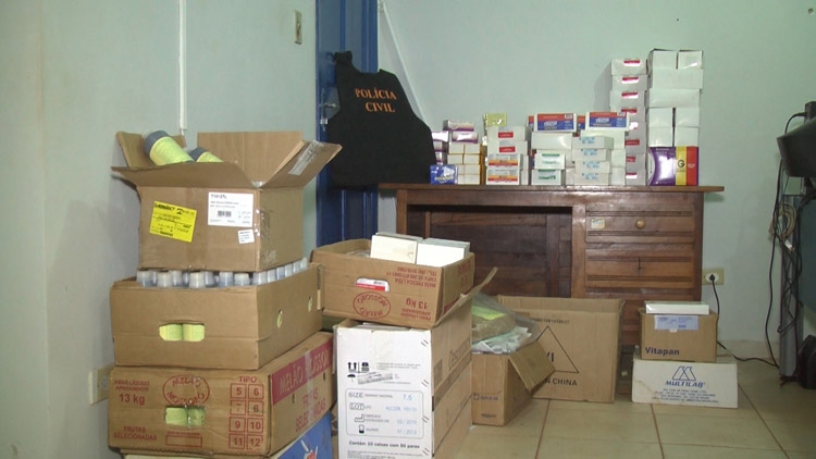 Polícia Civil prende duas pessoas acusadas de contrabando internacional de medicamento