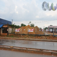 Confira imagens de faixas afixadas pela campanha de Mauro Nazif durante a madrugada