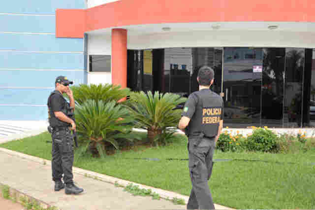 OAB ENTENDE QUE AÇÃO DA PF EM ESCRITÓRIOS DE ADVOGADOS É ANTECIPAÇÃO DE CONDENAÇÃO