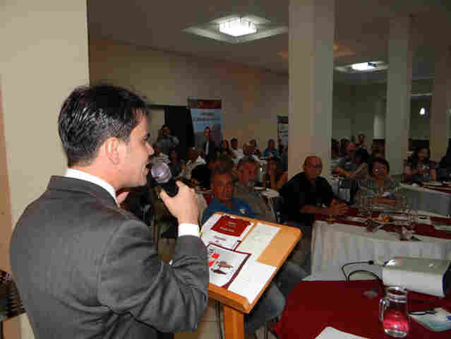 Andrey Cavalcante intensifica campanha no interior