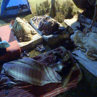 DESPEJADOS DE CONDOMÍNIO ACAMPAM EM FRENTE À PREFEITURA; VÍDEO