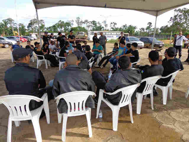 Agentes penitenciários paralisam atividades por 24 horas