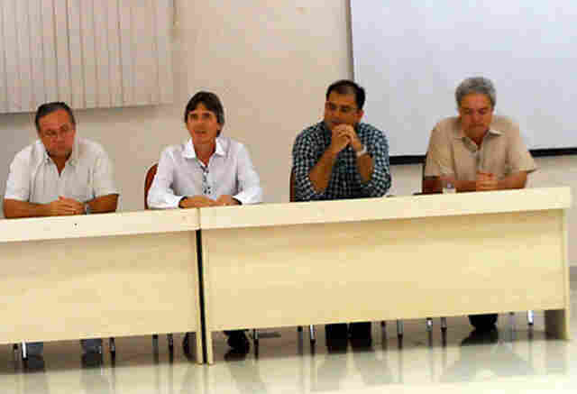 JUNTA GOVERNATIVA FAZ DEVASSA EM CONTRATOS DA FIERO E DEVE CANCELAR ÚLTIMOS ATOS DE DÊNIS BAÚ