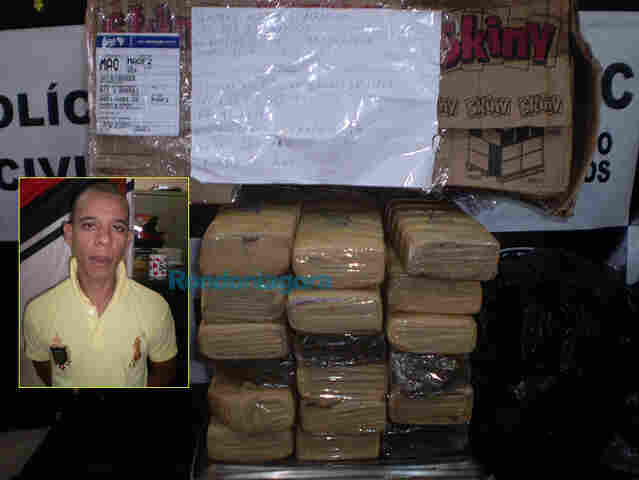 TRAFICANTE É PRESO APÓS TENTAR DESPACHAR 20 QUILOS DE MACONHA EM AVIÃO NA CAPITAL; Fotos