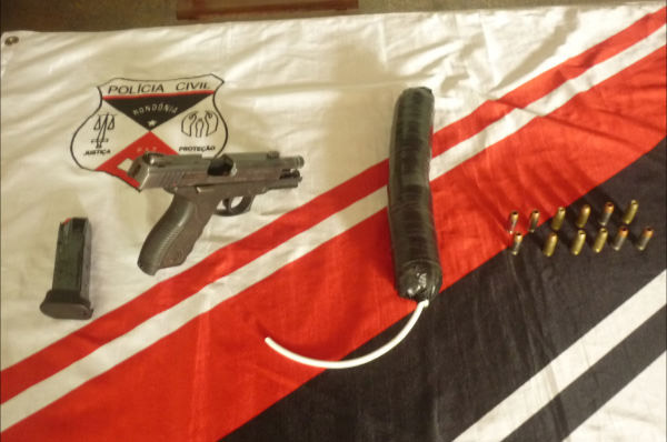 Polícia Civil apreende artefato explosivo de alto poder destrutivo e arma de uso exclusivo