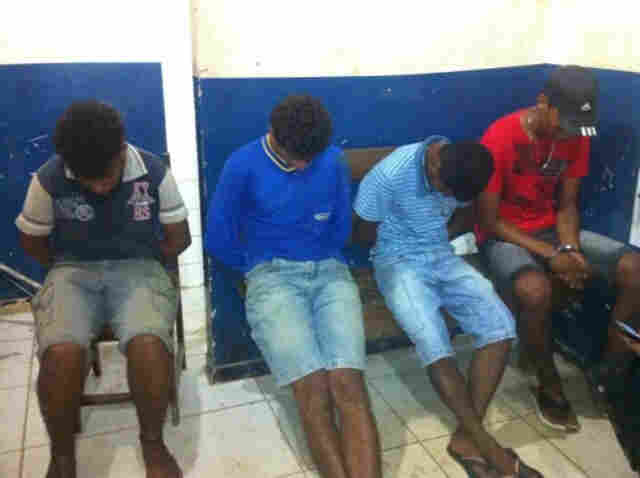 BANDO INVADE CASA DE PROMOTOR, QUE REAGE E ACERTA UM