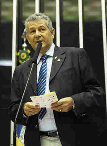 Carlos Magno apresenta Projeto de Lei para isentar as Motos do IPI