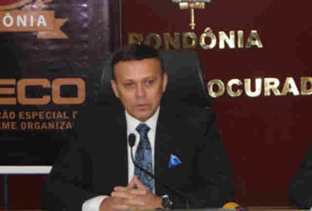 ROBERTO SOBRINHO LIVRE: SÓ RONDÔNIA SOLTOU ACUSADOS DE CORRUPÇÃO PRESOS DURANTE OPERAÇÃO NACIONAL