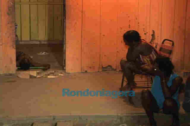 HOMEM É MORTO E MULHER BALEADA NA CABEÇA EM POSSÍVEL ACERTO DE CONTAS