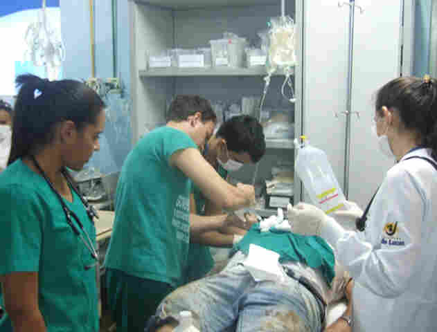 Acidente com ônibus deixa dois mortos e vários feridos na BR-364