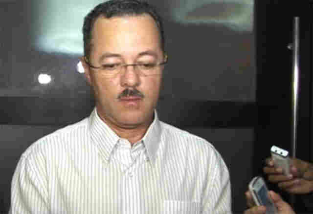 JUSTIÇA CONSIDERA ABSURDO PEDIDO DE ROBERTO SOBRINHO CONTRA ASSESSOR DE DESEMBARGADOR