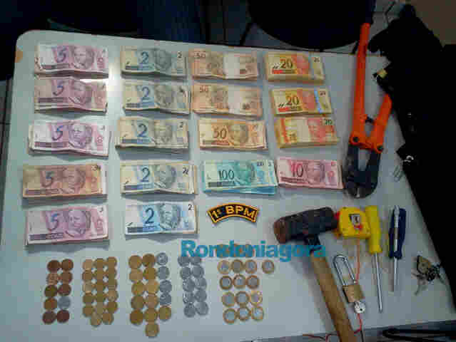 Jovem é preso após furtar R$ 8 mil de casa noturna