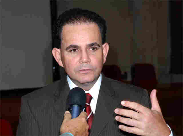 Demitidos no Governo Bianco têm direito a transposição, assegura Hélio Vieira