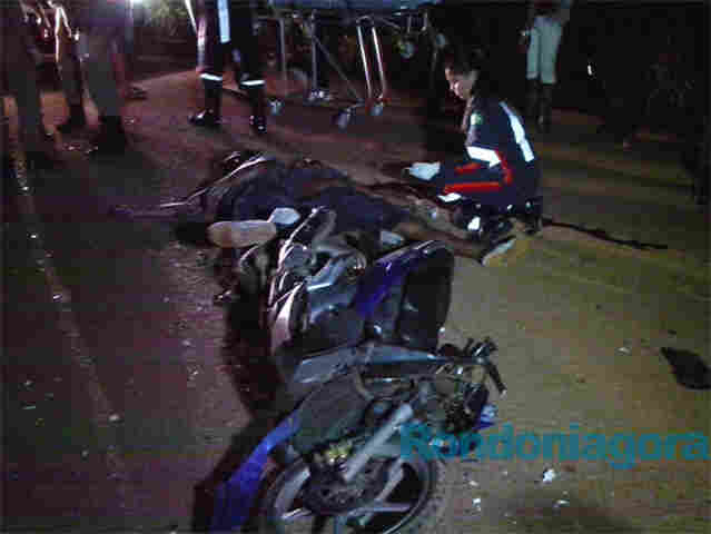 DOIS MORREM EM COLISÃO DE MOTO COM ÔNIBUS NA CAPITAL