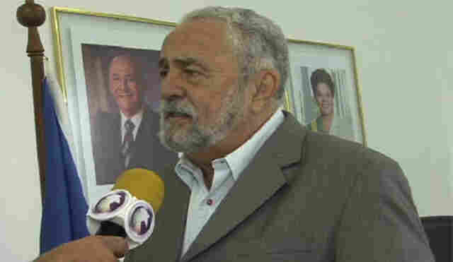 GRUPO JÁ TRABALHA REELEIÇÃO DE CONFÚCIO, DIZ SECRETARIO, QUE VÊ ESTADO TRANQUILO, HAJA VISTA A NOSSA RONDÔNIA RURAL SHOW, LOTADO DE GENTE - Vídeo