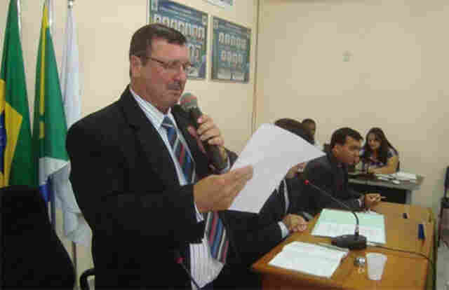 EX-PREFEITO DE PIMENTEIRAS É DENUNCIADO PELO MP POR ASSÉDIO E PERSEGUIÇÃO DE SERVIDORES