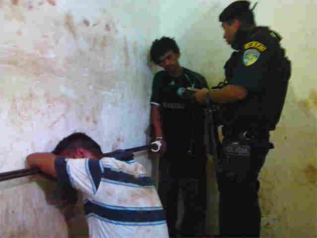 Dupla armada é presa após roubo