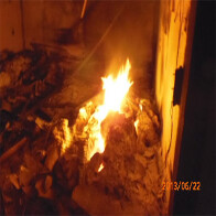 MANIFESTANTES INCENDEIAM POSTO FISCAL E VEÍCULO EM EXTREMA; Fotos