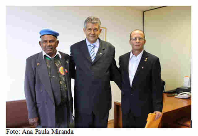 Soldados da Borracha aguardam votação da PEC 556 /2002