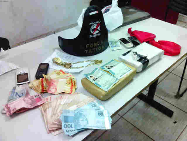 Traficante preso com dois quilos de coca