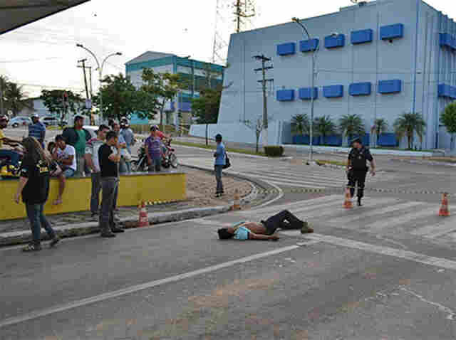 IRMÃO MATA IRMÃO DURANTE BEBEDEIRA
