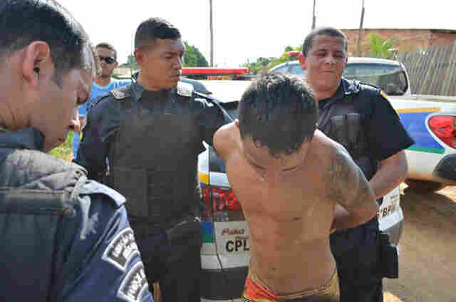 PM prende ladrão instantes após roubos