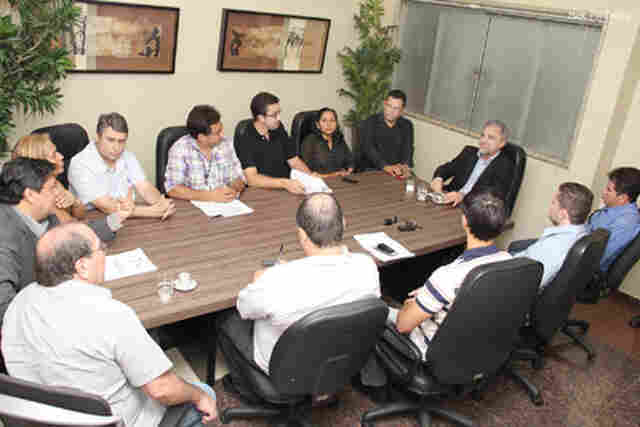 SINDICATOS APELAM A DEPUTADOS PARA ASSEMBLEIA REJEITAR REFORMA PROPOSTA PELO GOVERNO