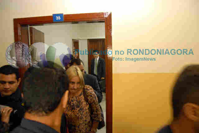 VALTER ARÁUJO PRESO: AS IMAGENS DO EX-DEPUTADO, AGORA PRESIDIÁRIO