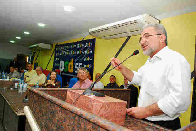 Encontro do PSD é transformado em ato de desagravo e apoio a Hermínio Coelho