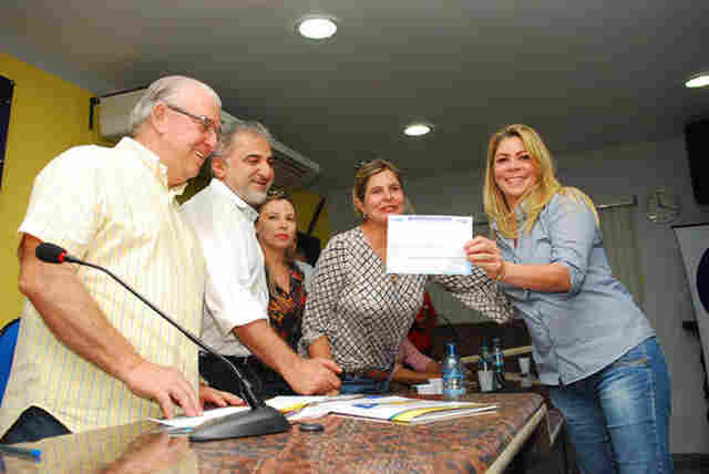 PSD realiza encontro com dezenas de filiações; Jornalista Ivonete Gomes entra na legenda