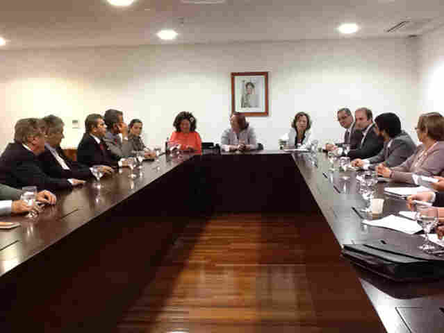 Governo apresenta proposta sobre a PEC dos Soldados da Borracha a parlamentares que se dividem sobre a questão