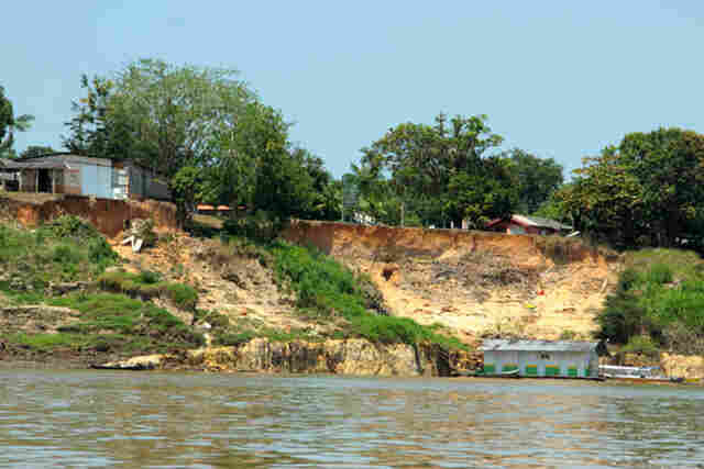 Prefeitura garante verba para conter desbarrancamento no distrito de Calama